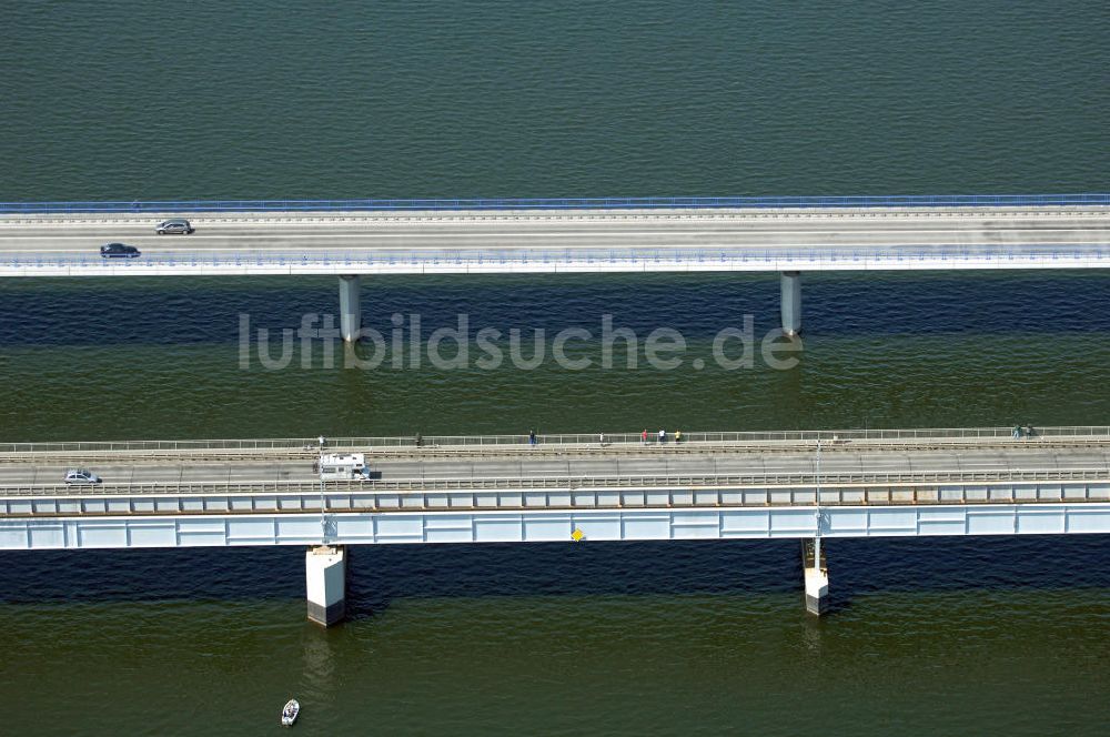 Stralsund aus der Vogelperspektive: Strelasundquerung und Rügendamm- Brücke der Insel Rügen