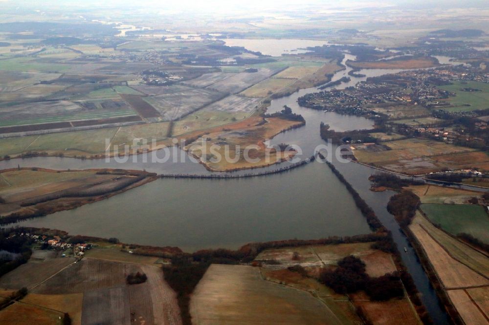 Luftaufnahme Werder (Havel) - Strukturen einer Auen und- Wiesen- Landschaft am Göttinsee an der Havel in Werder (Havel) im Bundesland Brandenburg, Deutschland