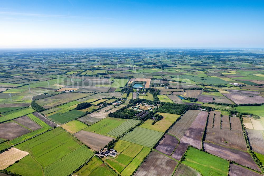 Bramstedtlund von oben - Strukturen auf landwirtschaftlichen Feldern in Bramstedtlund im Bundesland Schleswig-Holstein, Deutschland