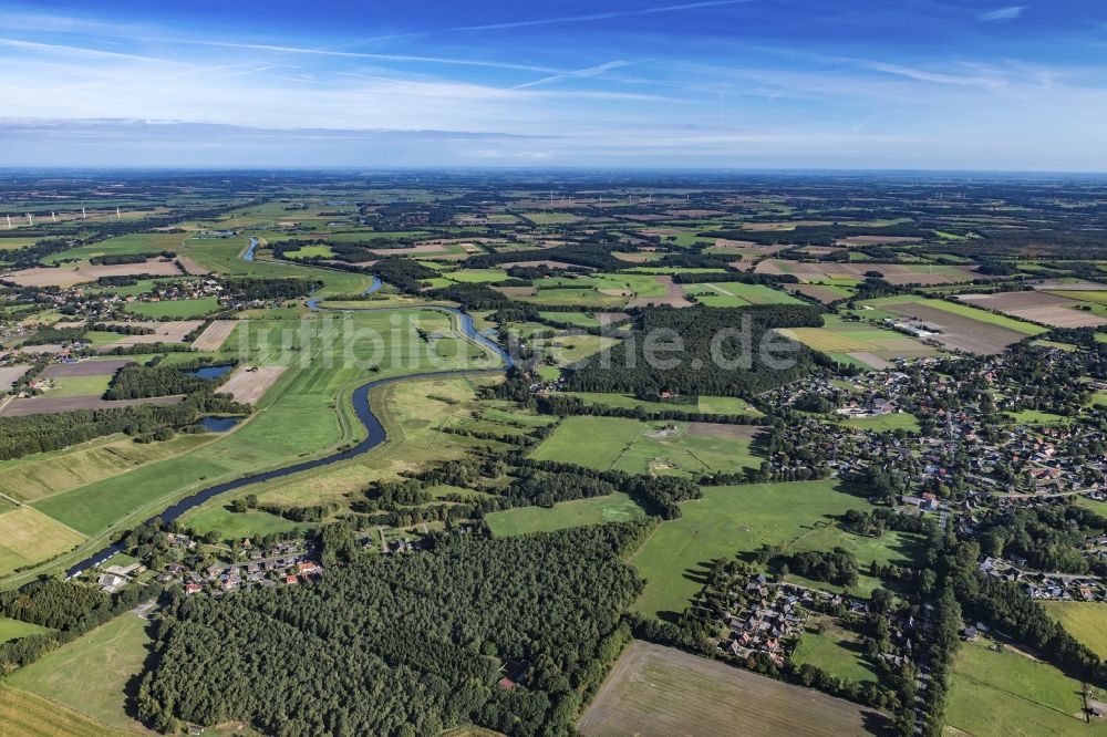 Elm von oben - Strukturen auf landwirtschaftlichen Feldern in Elm im Bundesland Niedersachsen, Deutschland