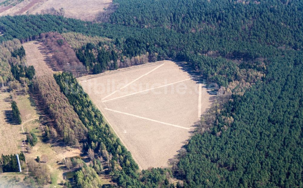 Luftbild Kyritz - Strukturen auf landwirtschaftlichen Feldern in Kyritz im Bundesland Brandenburg, Deutschland