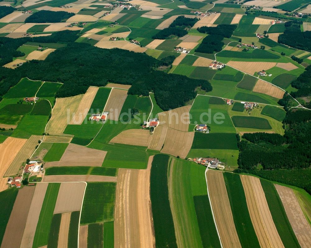 Liegöd aus der Vogelperspektive: Strukturen auf landwirtschaftlichen Feldern in Liegöd im Bundesland Bayern, Deutschland