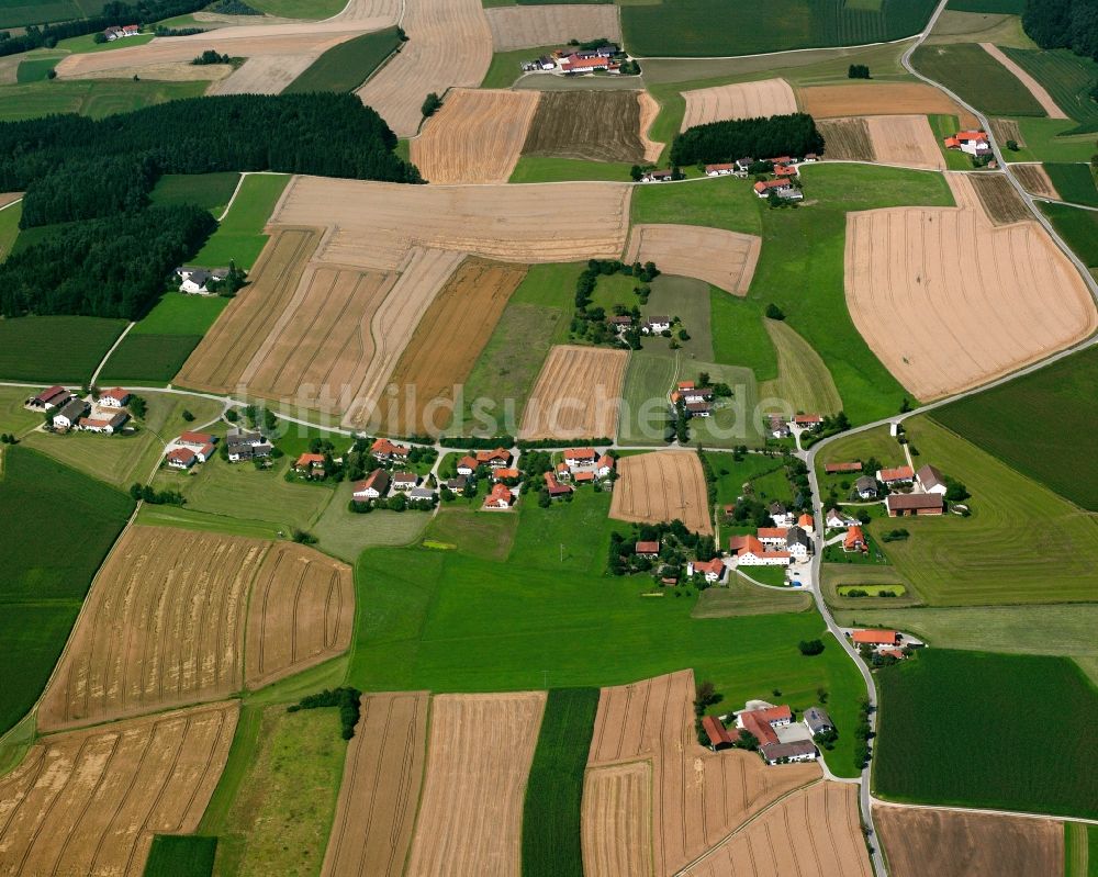 Luftaufnahme Obermaisbach - Strukturen auf landwirtschaftlichen Feldern in Obermaisbach im Bundesland Bayern, Deutschland