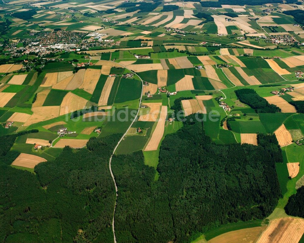 Luftbild Passelsberg - Strukturen auf landwirtschaftlichen Feldern in Passelsberg im Bundesland Bayern, Deutschland