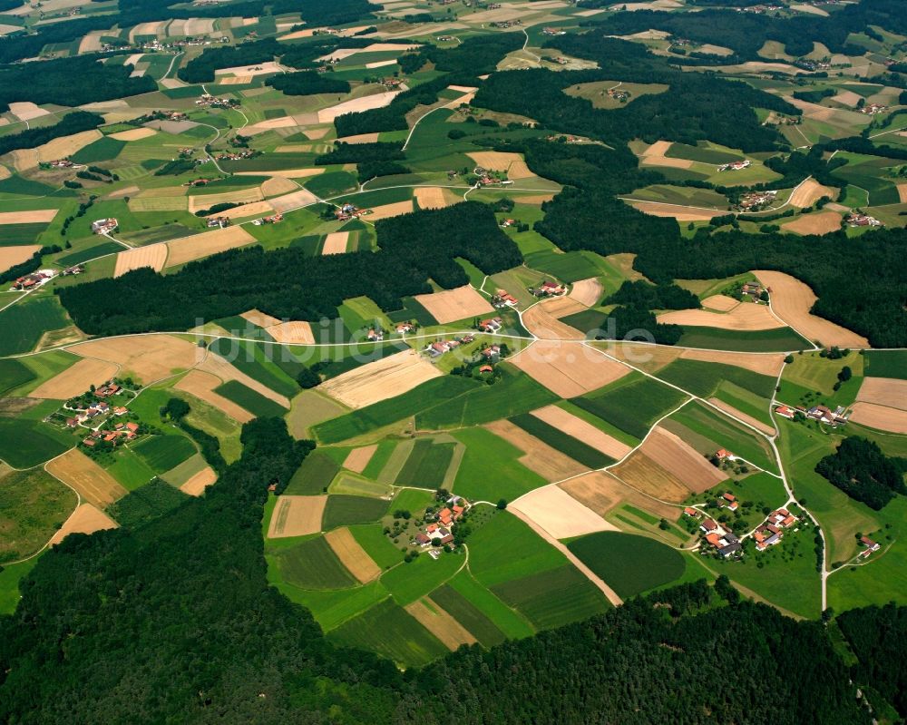 Luftbild Ranzenberg - Strukturen auf landwirtschaftlichen Feldern in Ranzenberg im Bundesland Bayern, Deutschland