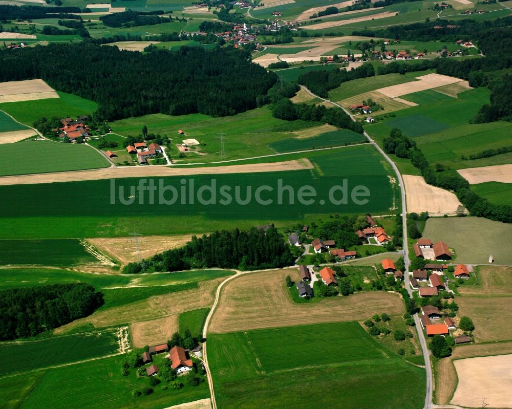 Unterhitzling von oben - Strukturen auf landwirtschaftlichen Feldern in Unterhitzling im Bundesland Bayern, Deutschland