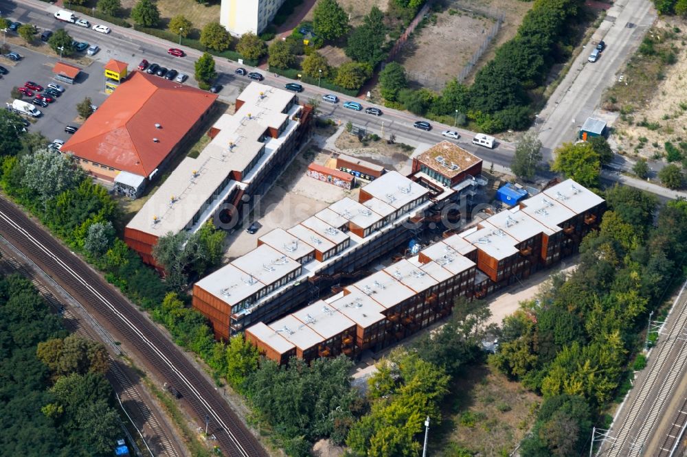 Luftbild Berlin - Studenten- Wohnheim - Gebäude im Ortsteil Treptow in Berlin, Deutschland