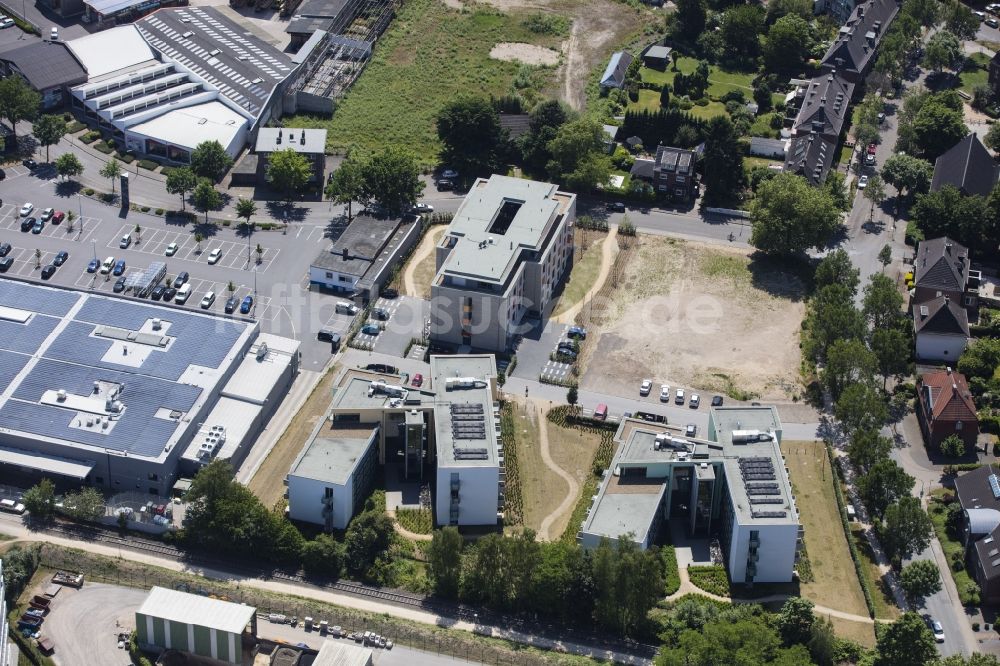 Luftaufnahme Kleve - Studenten- Wohnheim - Gebäude des Studierendenwerk an der Flutstraße in Kleve im Bundesland Nordrhein-Westfalen, Deutschland