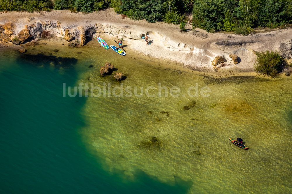 Haltern am See aus der Vogelperspektive: SUP Board Sportboot in Fahrt Silbersee II in Haltern am See im Bundesland Nordrhein-Westfalen, Deutschland