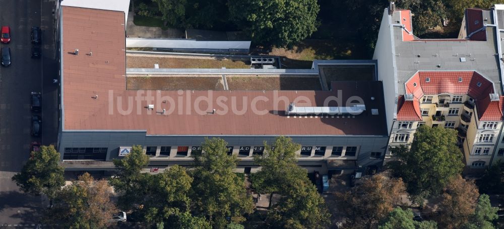 Berlin von oben - Supermarkt Aldi in Berlin