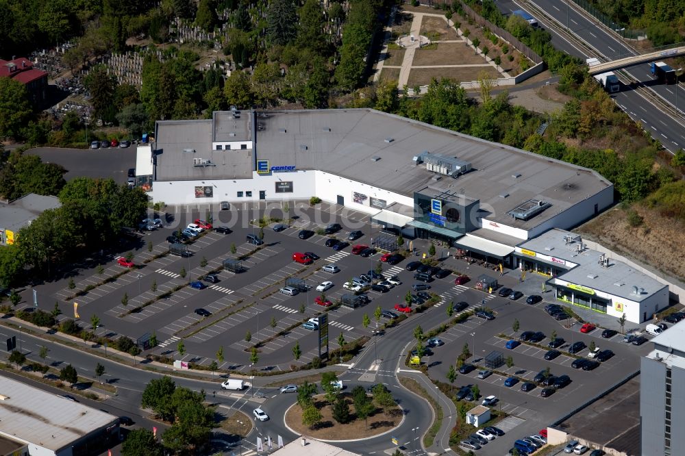 Würzburg von oben - Supermarkt E center Popp mit EDEKA-Filiale an der Nürnberger Str. in Würzburg im Bundesland Bayern, Deutschland