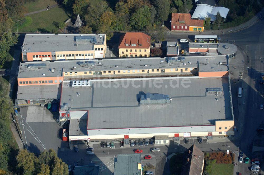 Luftaufnahme Berlin - Supermarkt nördlich der A10 / E55 in Berlin-Buch