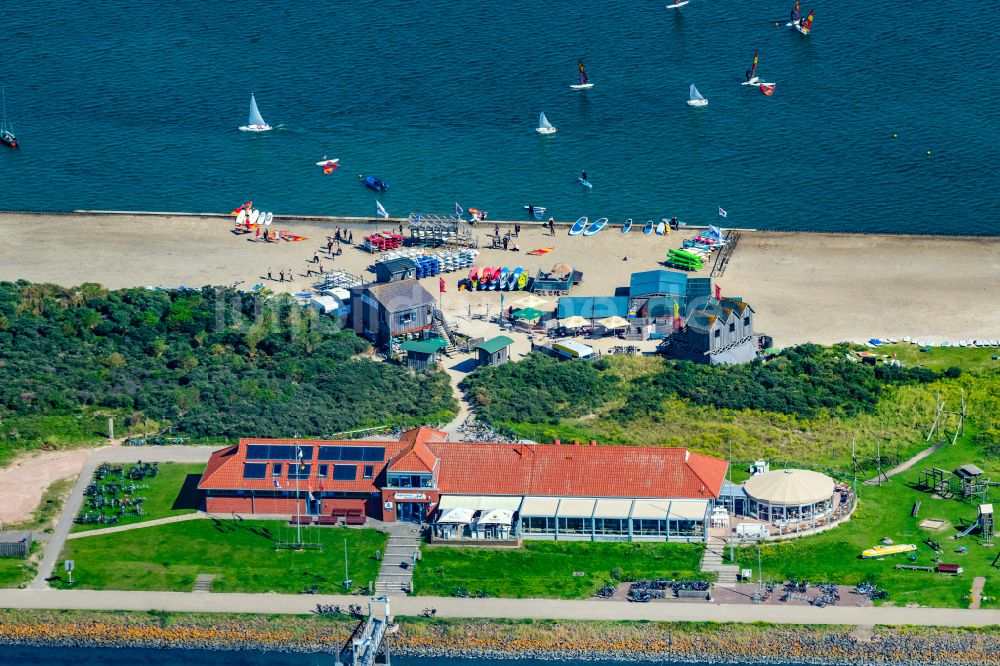 Norderney von oben - Surfschule Norderney auf der Insel Norderney im Bundesland Niedersachsen, Deutschland