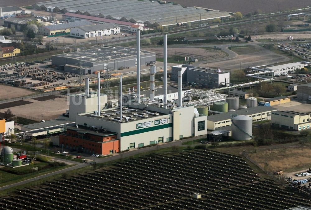 Erfurt von oben - SWE Stromerzeuger- und Heizkraftwerk der Stadtwerke in Erfurt im Bundesland Thüringen