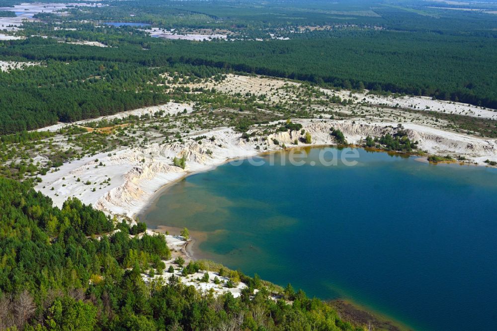 Luftaufnahme Bergen - Tagebau Rekultivierung am See Stiebsdorfer See in Bergen im Bundesland Brandenburg, Deutschland