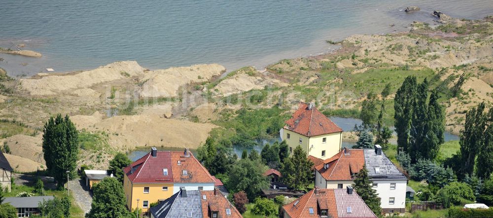 Nachterstedt aus der Vogelperspektive: Tagebausee- Ufereinbruch am Concordiasee bei Nachterstedt in Sachsen-Anhalt