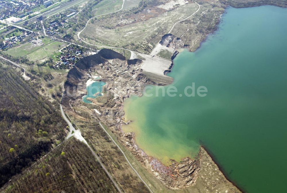 Nachterstedt von oben - Tagebausee- Ufereinbruch am Concordiasee bei Nachterstedt in Sachsen-Anhalt