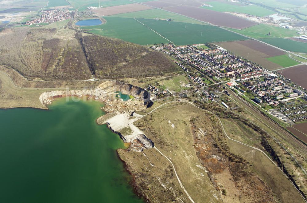 Nachterstedt aus der Vogelperspektive: Tagebausee- Ufereinbruch am Concordiasee bei Nachterstedt in Sachsen-Anhalt