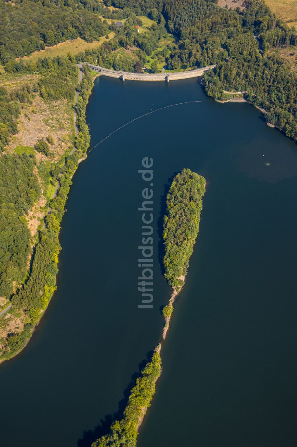 Breckerfeld aus der Vogelperspektive: Talsperren - Staudamm und Stausee in Breckerfeld im Bundesland Nordrhein-Westfalen, Deutschland