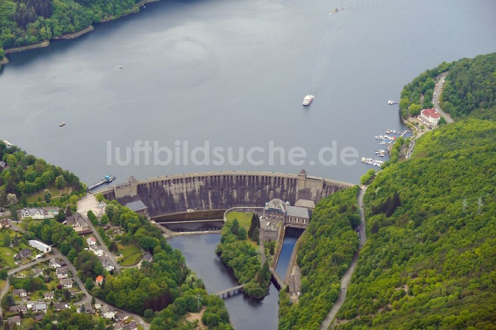 Edertal von oben - Talsperren - Staudamm und Stausee in Edertal im Bundesland Hessen