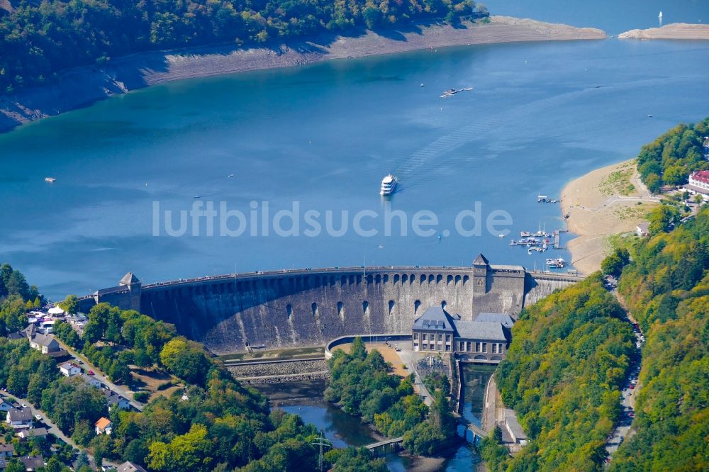 Luftaufnahme Edertal - Talsperren - Staudamm und Stausee in Edertal im Bundesland Hessen, Deutschland