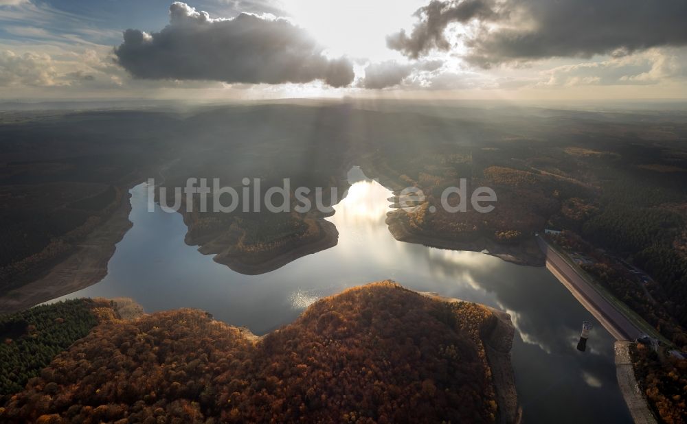 Luftaufnahme Stolberg (Rheinland) - Talsperren - Staudamm und Stausee im Ortsteil Schevenhütte in Stolberg (Rheinland) im Bundesland Nordrhein-Westfalen, Deutschland