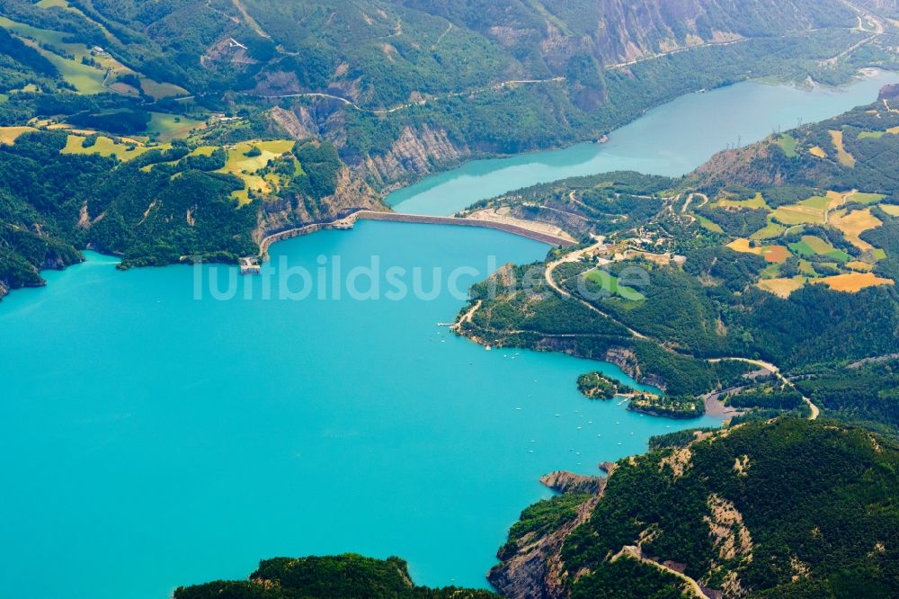 Luftbild Rousset - Talsperren - Staudamm und Stausee in Rousset in Provence-Alpes-Cote d'Azur, Frankreich