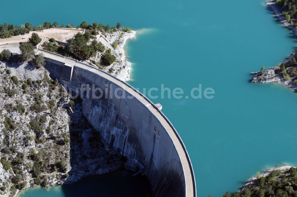 Luftbild Saint-Marc-Jaumegarde - Talsperren - Staudamm und Stausee in Saint-Marc-Jaumegarde in Provence-Alpes-Cote d'Azur, Frankreich