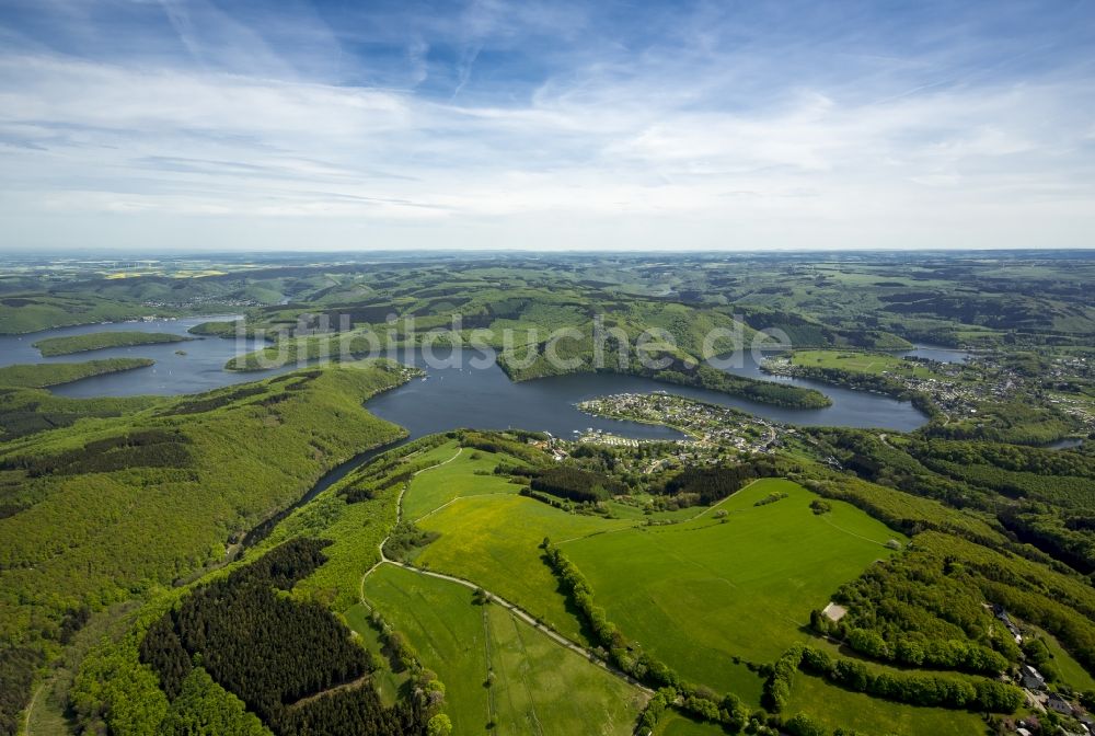 Simmerath von oben - Talsperren - Staudamm und Stausee in Simmerath im Bundesland Nordrhein-Westfalen