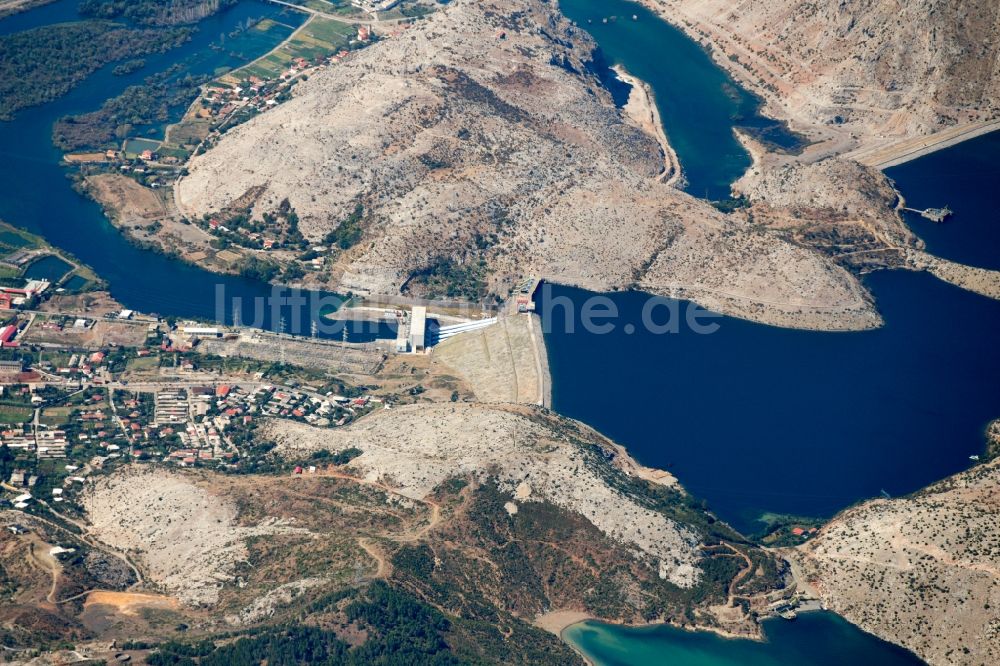 Vau-Deja von oben - Talsperren - Staudamm und Stausee in Vau-Deja in Albanien