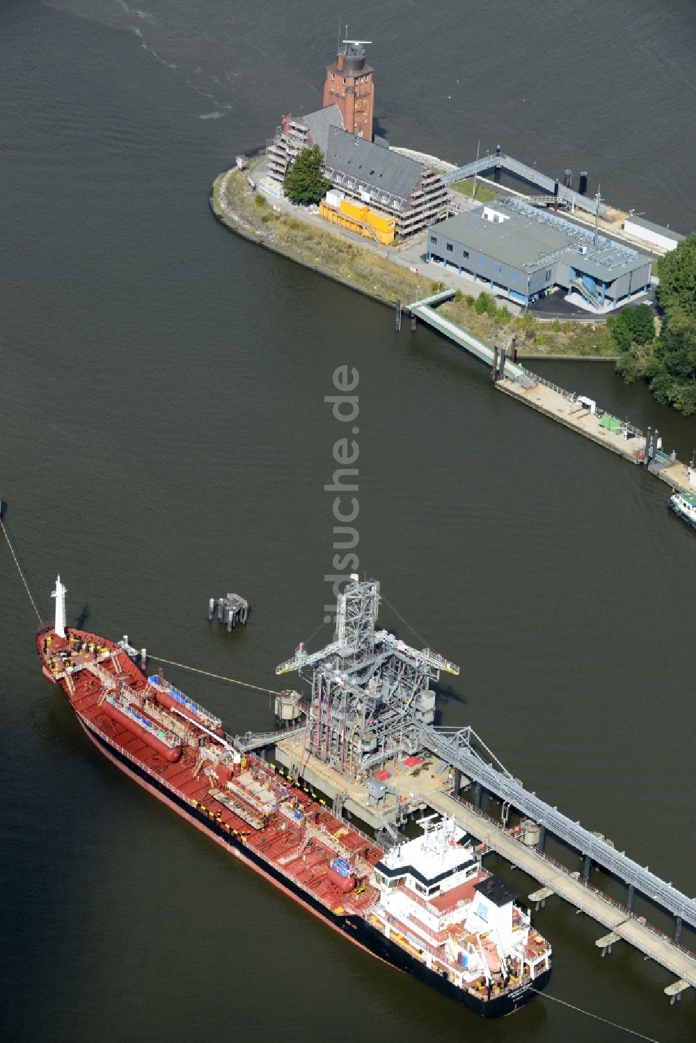 Luftbild Hamburg - Tankerlöschbrücke Köhlfleet-Hafen in Hamburg-Waltershof