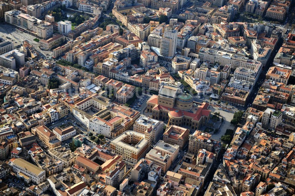 Luftbild Palermo - Teatro Massimo in Palermo auf Sizilien in Italien