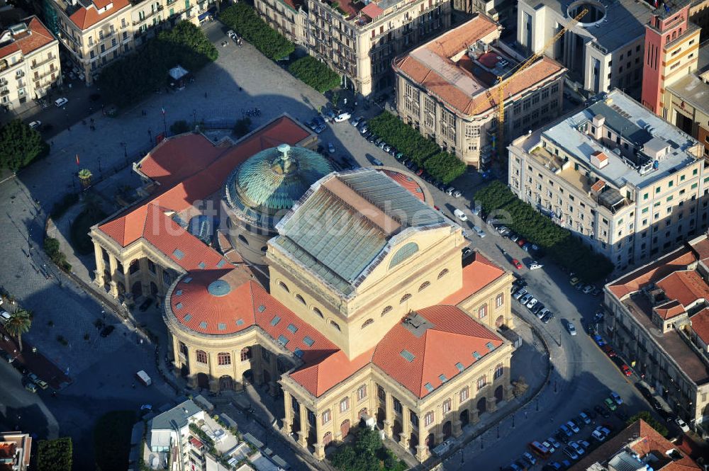 Luftbild Palermo - Teatro Massimo in Palermo auf Sizilien in Italien