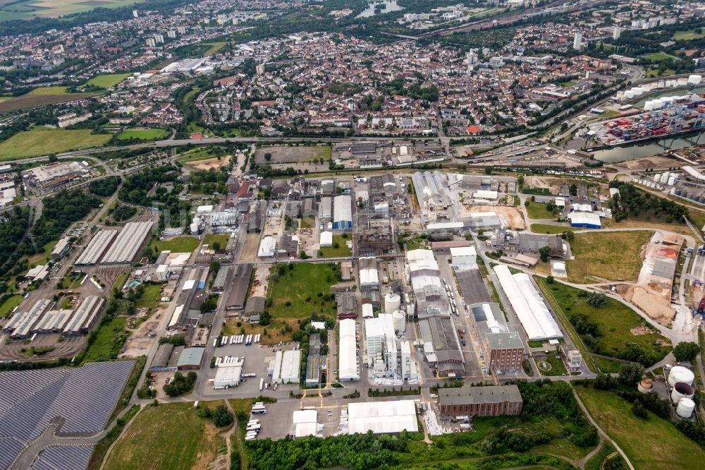 Luftaufnahme Ludwigshafen am Rhein - Technische Anlagen im Industriegebiet der ICL Germany Ludwigshafen / ICL Fertilizers Deutschland GmbH in Ludwigshafen am Rhein im Bundesland Rheinland-Pfalz, Deutschland