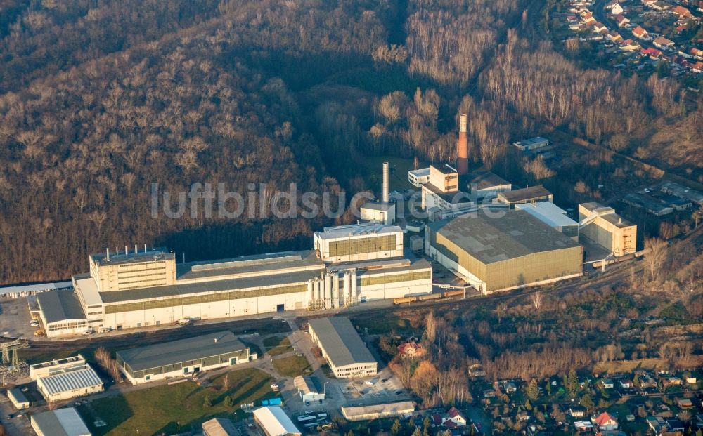 Gräfenhainichen von oben - Technische Anlagen im Industriegebiet der Imerys Fused Minerals in Gräfenhainichen im Bundesland Sachsen-Anhalt, Deutschland