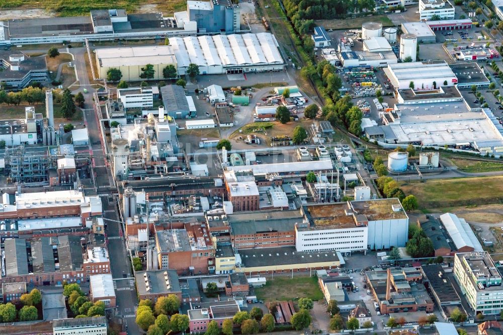 Freiburg im Breisgau aus der Vogelperspektive: Technische Anlagen im Industriegebiet Rhodia in Freiburg im Breisgau im Bundesland Baden-Württemberg, Deutschland