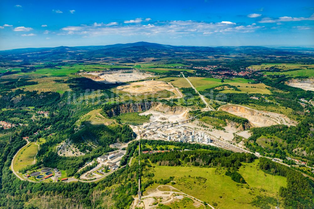 Luftbild Elbingerode (Harz) - Technische Anlagen und Produktionshallen des Kalkwerks der Fels - Werke Rübeland in Elbingerode (Harz) im Bundesland Sachsen-Anhalt, Deutschland