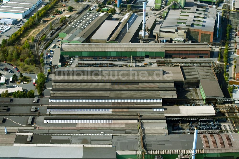 Luftaufnahme Georgsmarienhütte - Technische Anlagen und Produktionshallen des Stahlwerkes GMH Blankstahl GmbH in Georgsmarienhütte im Bundesland Niedersachsen, Deutschland