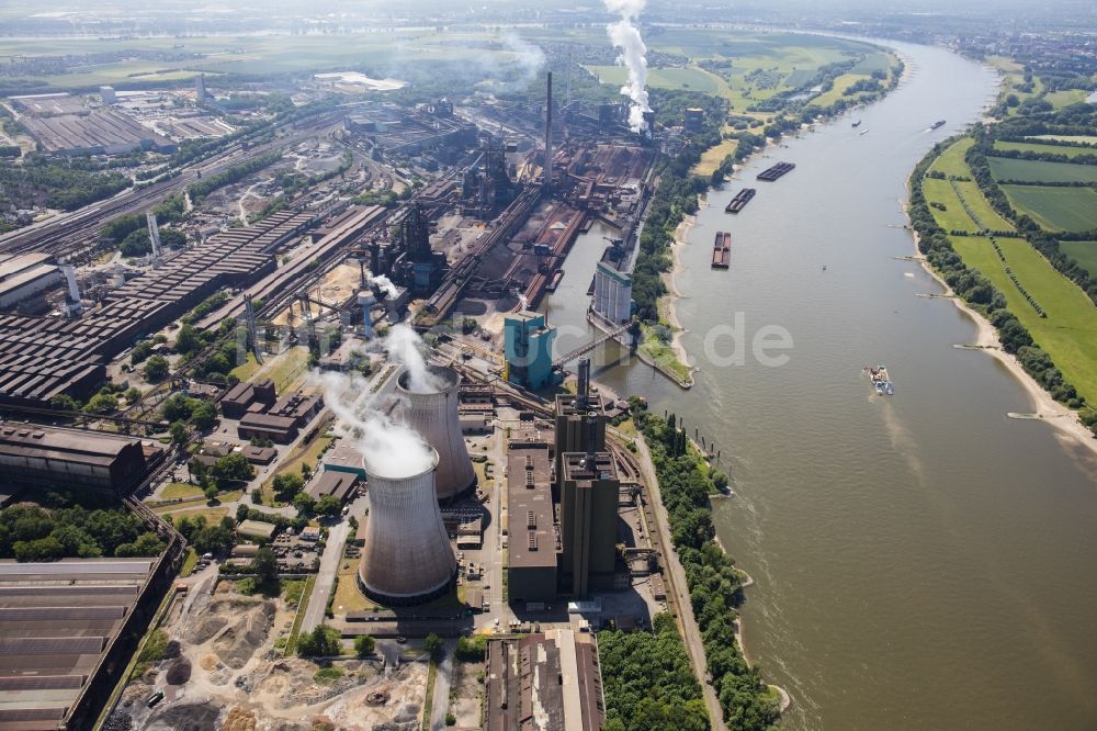 Luftaufnahme Duisburg - Technische Anlagen und Produktionshallen des Stahlwerkes der Hüttenwerke Krupp Mannesmann GmbH an der Ehinger Straße in Duisburg im Bundesland Nordrhein-Westfalen, Deutschland