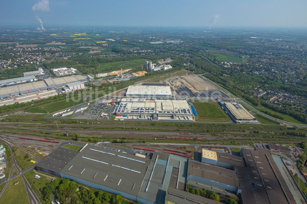 Luftbild Dortmund - Technische Anlagen und Produktionshallen des Stahlwerkes im Industrie- und Gewerbegebiet an der Springorumstraße im Ortsteil Westfalenhütte in Dortmund im Bundesland Nordrhein-Westfalen, Deutschland