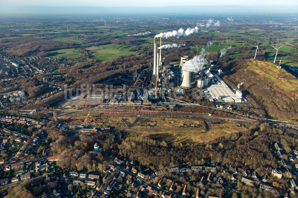 Gelsenkirchen aus der Vogelperspektive: Technische Anlagen und Produktionshallen des Stahlwerkes und Kokerei an der Glückaufstraße in Gelsenkirchen im Bundesland Nordrhein-Westfalen