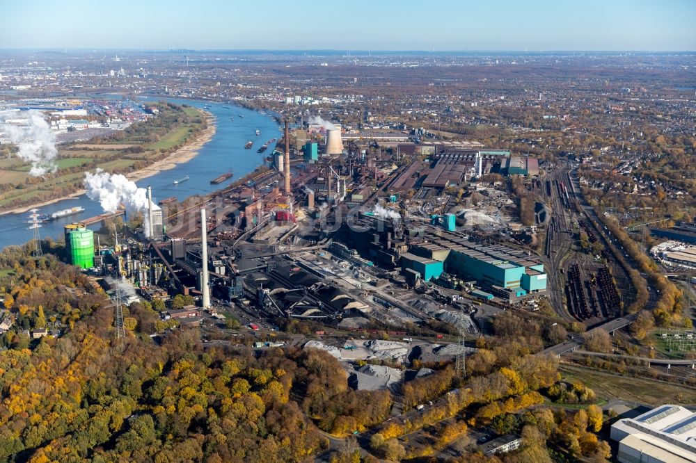 Luftbild Duisburg - Technische Anlagen und Produktionshallen des Stahlwerkes an der Mannesmannstraße im Ortsteil Hüttenheim in Duisburg im Bundesland Nordrhein-Westfalen, Deutschland