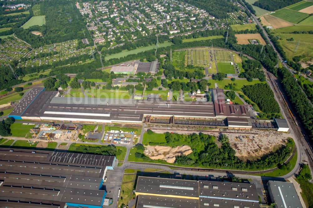 Luftbild Duisburg - Technische Anlagen und Produktionshallen des Stahlwerkes Thyssen Krupp Steel an der Mannesmannstraße in Duisburg im Bundesland Nordrhein-Westfalen