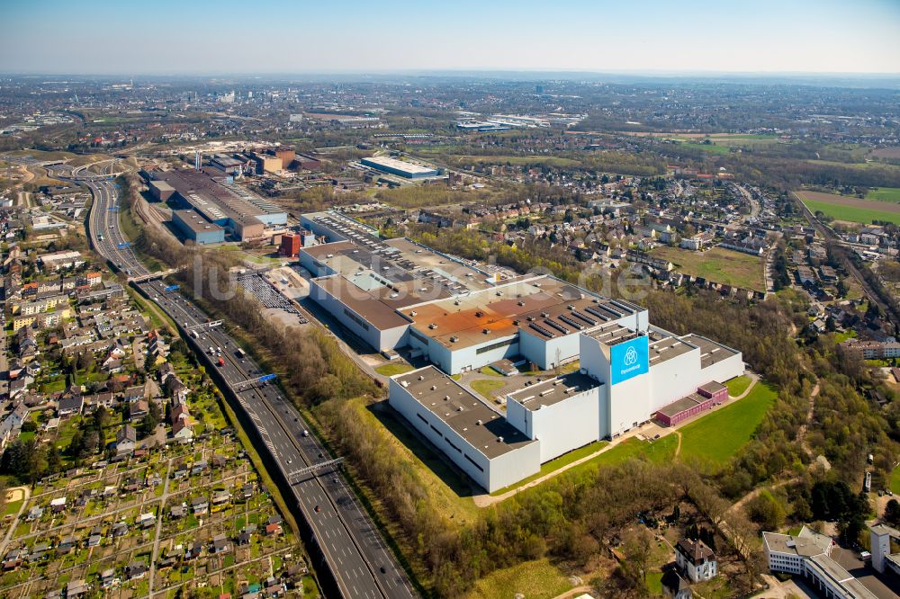 Bochum von oben - Technische Anlagen und Produktionshallen des Stahlwerkes Thyssenkrupp Steel Europe AG im Ortsteil Wattenscheid in Bochum im Bundesland Nordrhein-Westfalen, Deutschland