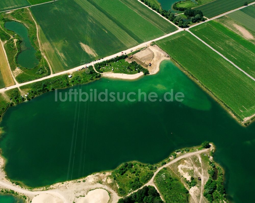 Kößnach von oben - Teich Oase Weiher 12 mit FKK- Strand in Kößnach im Bundesland Bayern, Deutschland