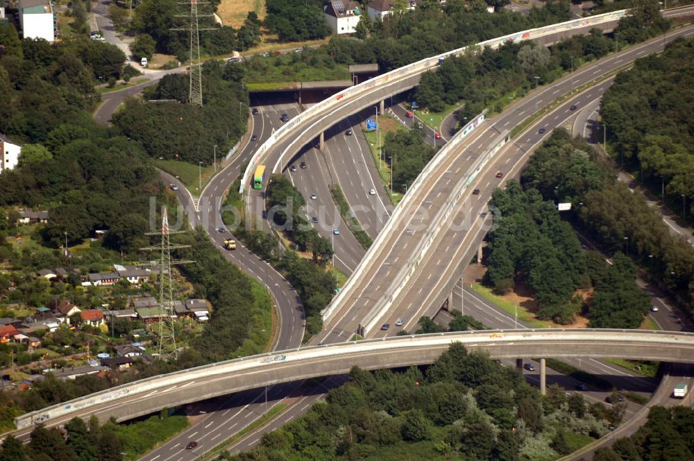 Luftaufnahme Düsseldorf - Teil der Autobahn 46 (A 46) in Düsseldorf