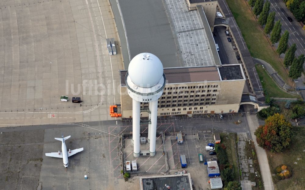 Luftbild Berlin OT Tempelhof - Teil des Flughafens Berlin-Tempelhof