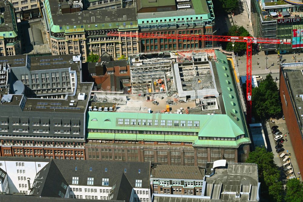 Luftaufnahme Hamburg - Teilabriss und Umbau des ehemaligen Kaufhaus- Gebäudes Neues Klöpperhaus in Hamburg, Deutschland