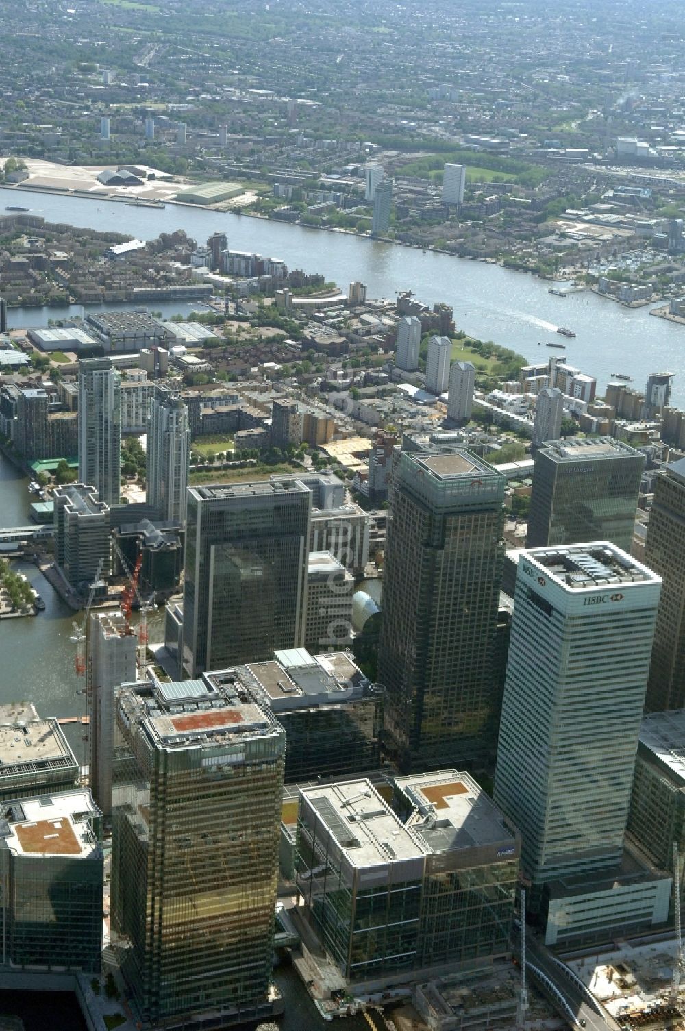 Luftaufnahme Canary Wharf - Teilansicht auf den Bürogebäudekomplex Canary Wharf in London