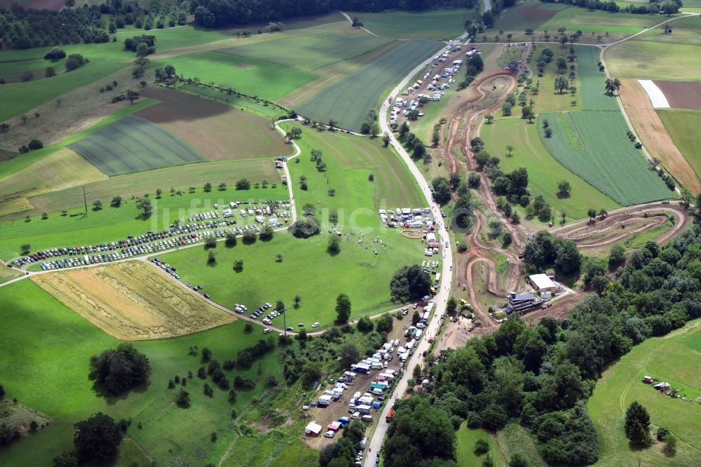 Luftbild Schopfheim - Teilnehmer und Rennstrecke der Sportveranstaltung ADAC Motocross auf dem Veranstaltungsgelände in Schopfheim im Bundesland Baden-Württemberg, Deutschland